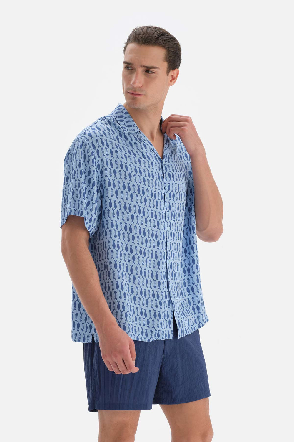 LIGHT BLUE SHIRT