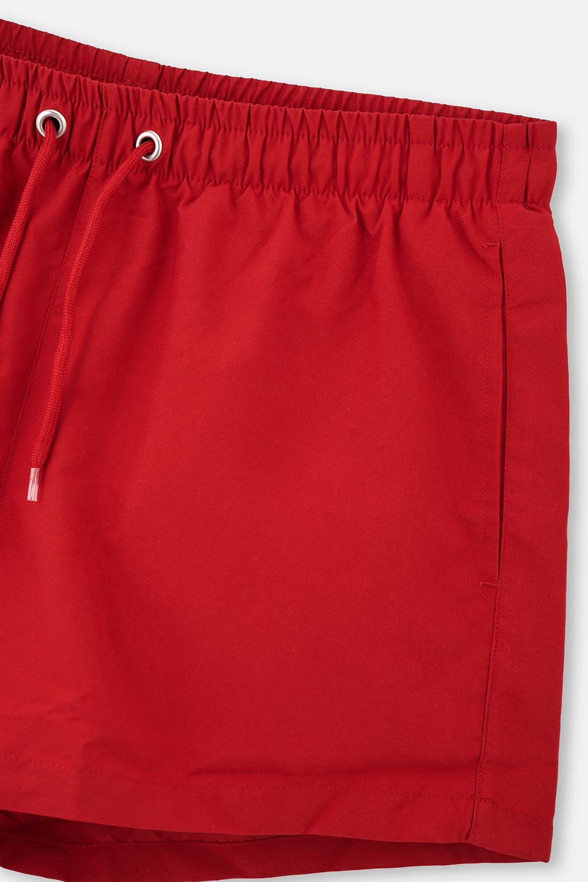 RED SHORTS