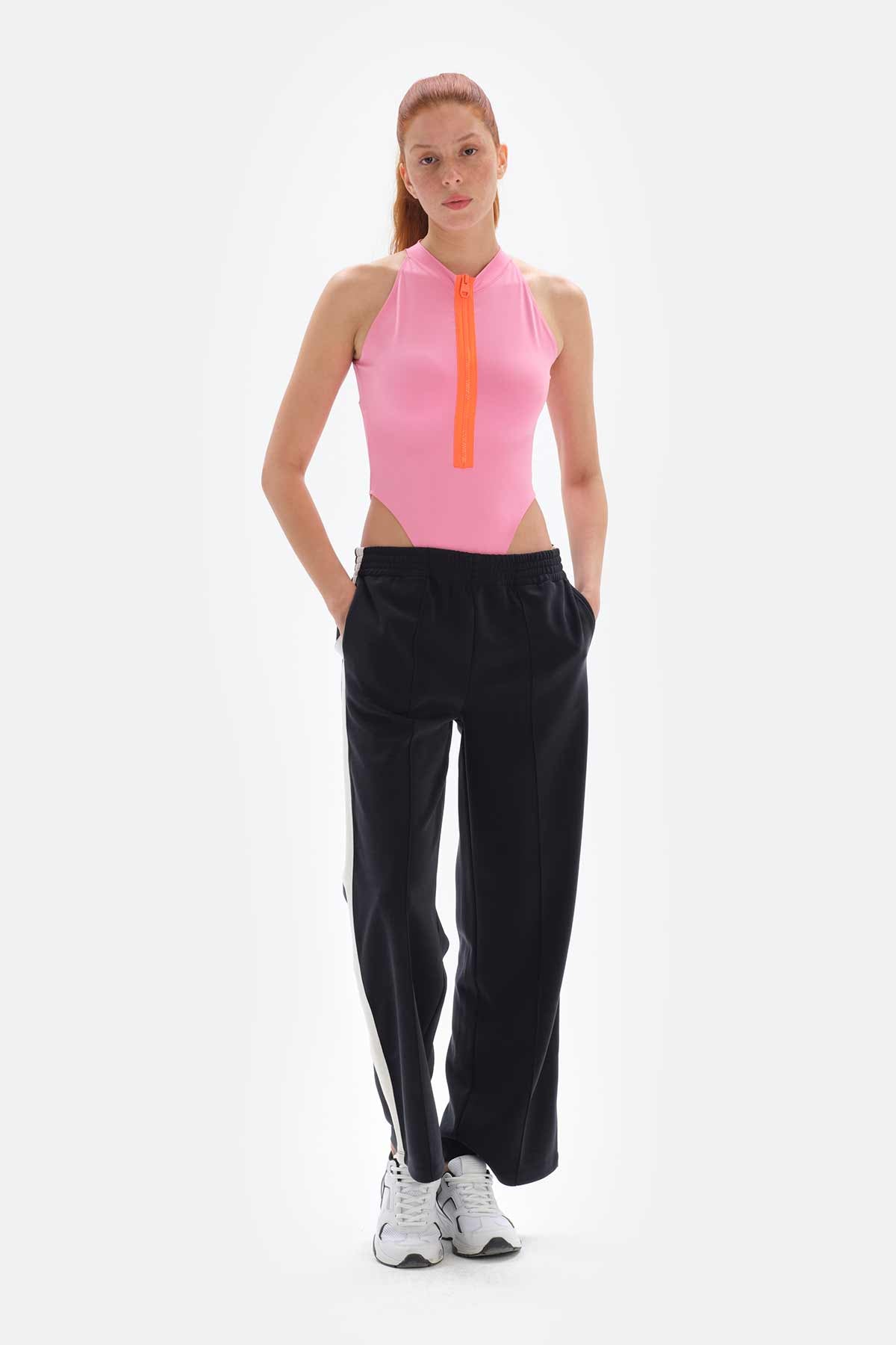 PINK BODYSUIT