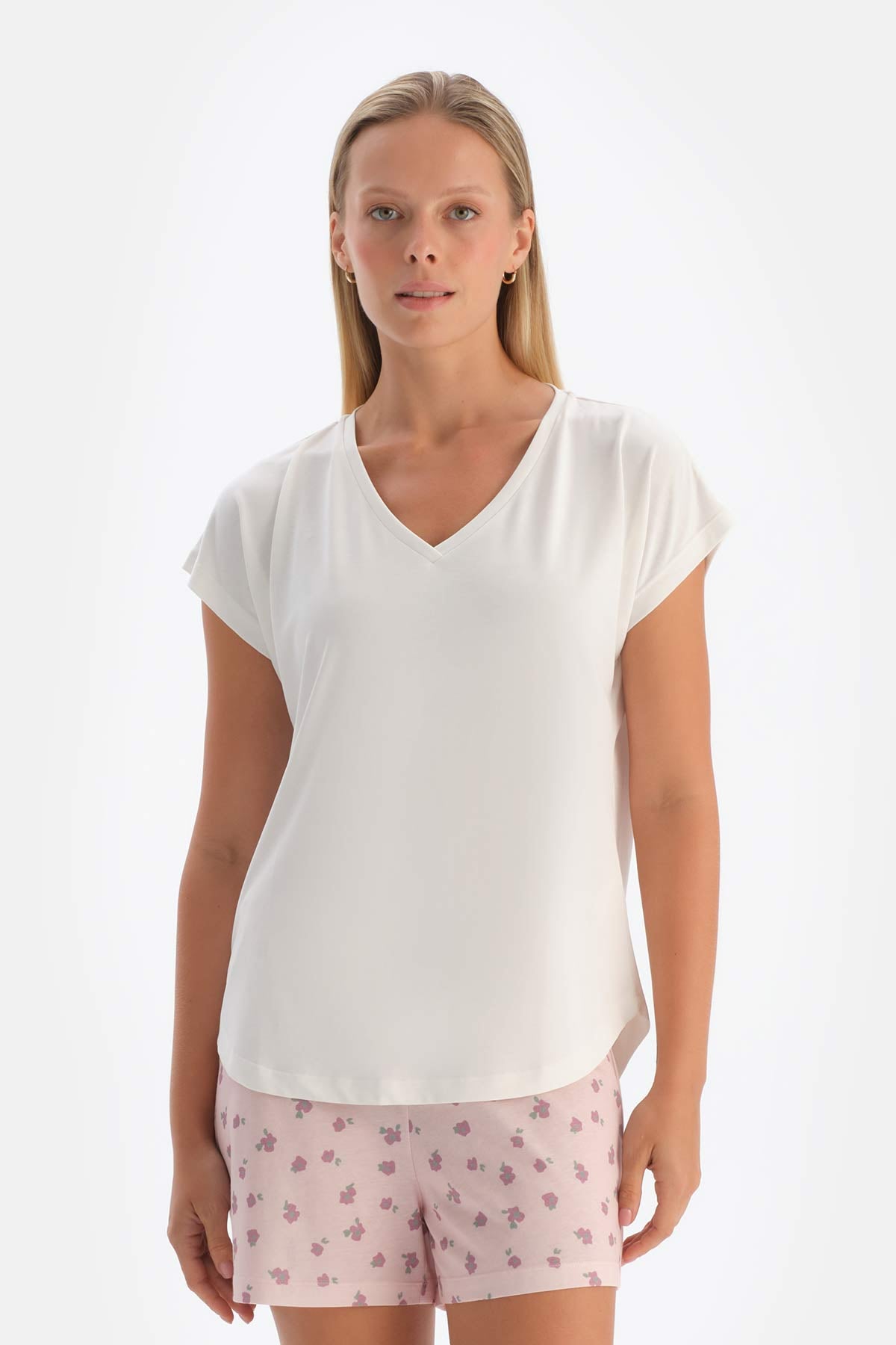 WHITE V-NECK LOW SLEEVE CUPRO T-SHIRT