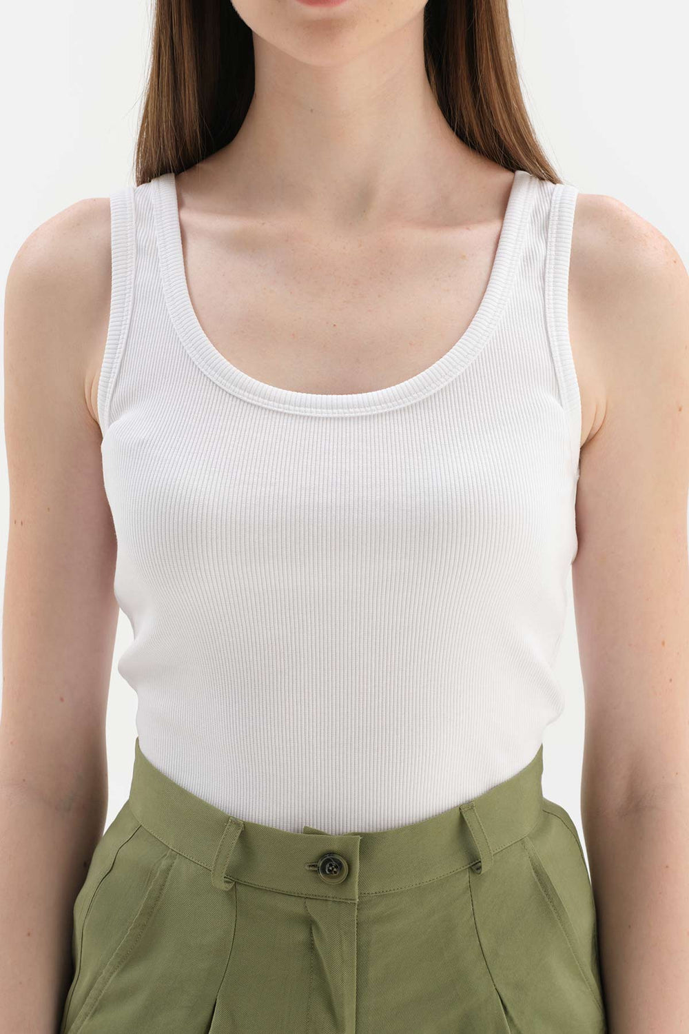WHITE THICK STRAP RIBBED ATHLET
