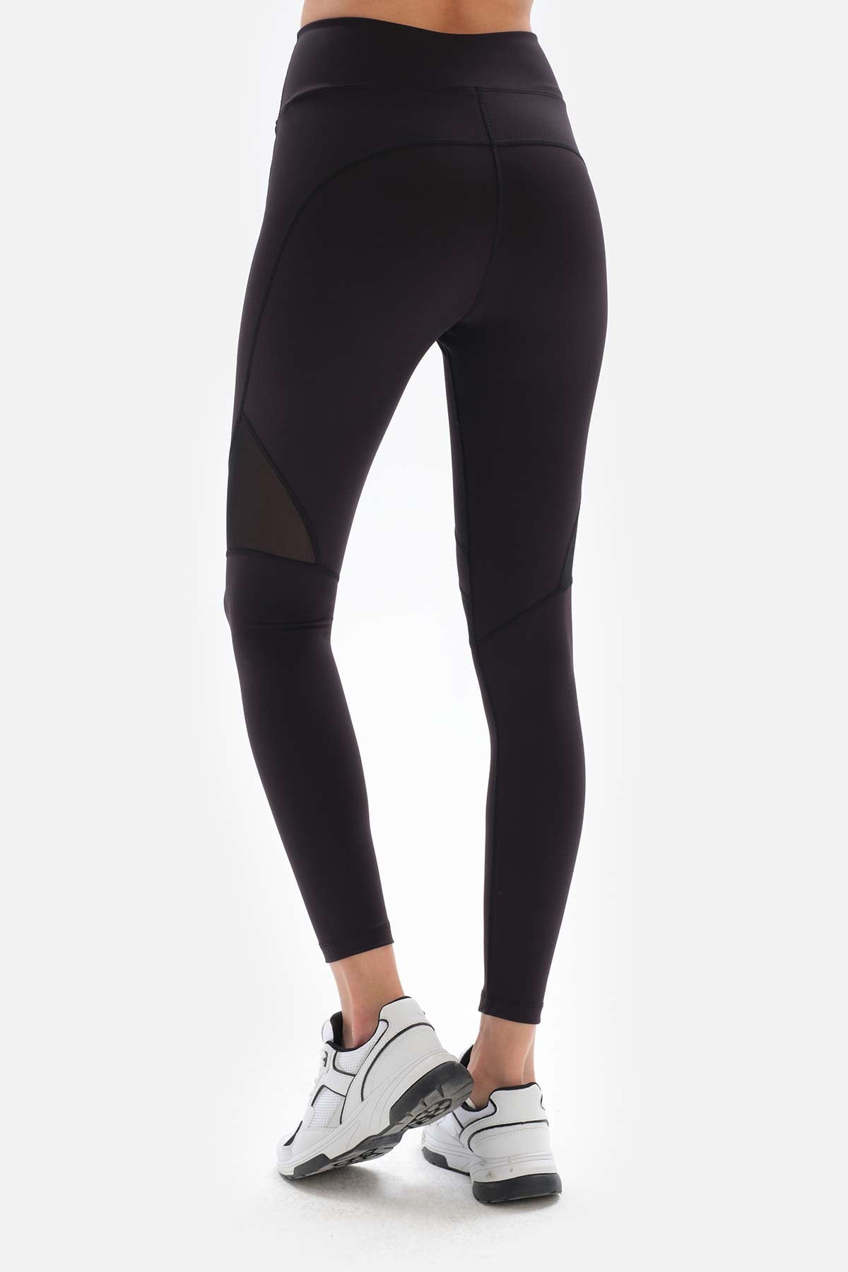 BLACK LEGGINGS