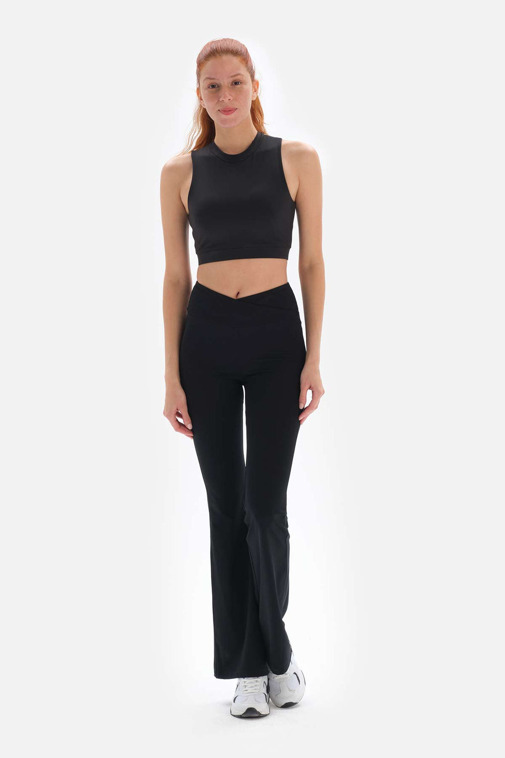 BLACK LEGGINGS