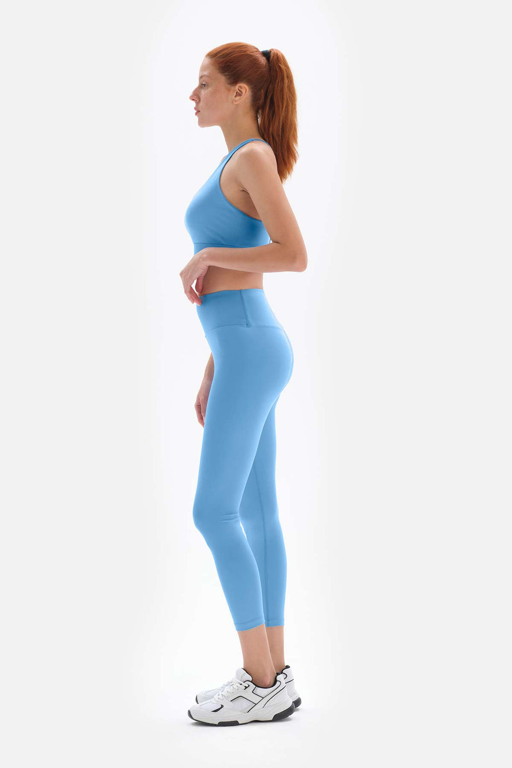 LIGHT BLUE LEGGINGS