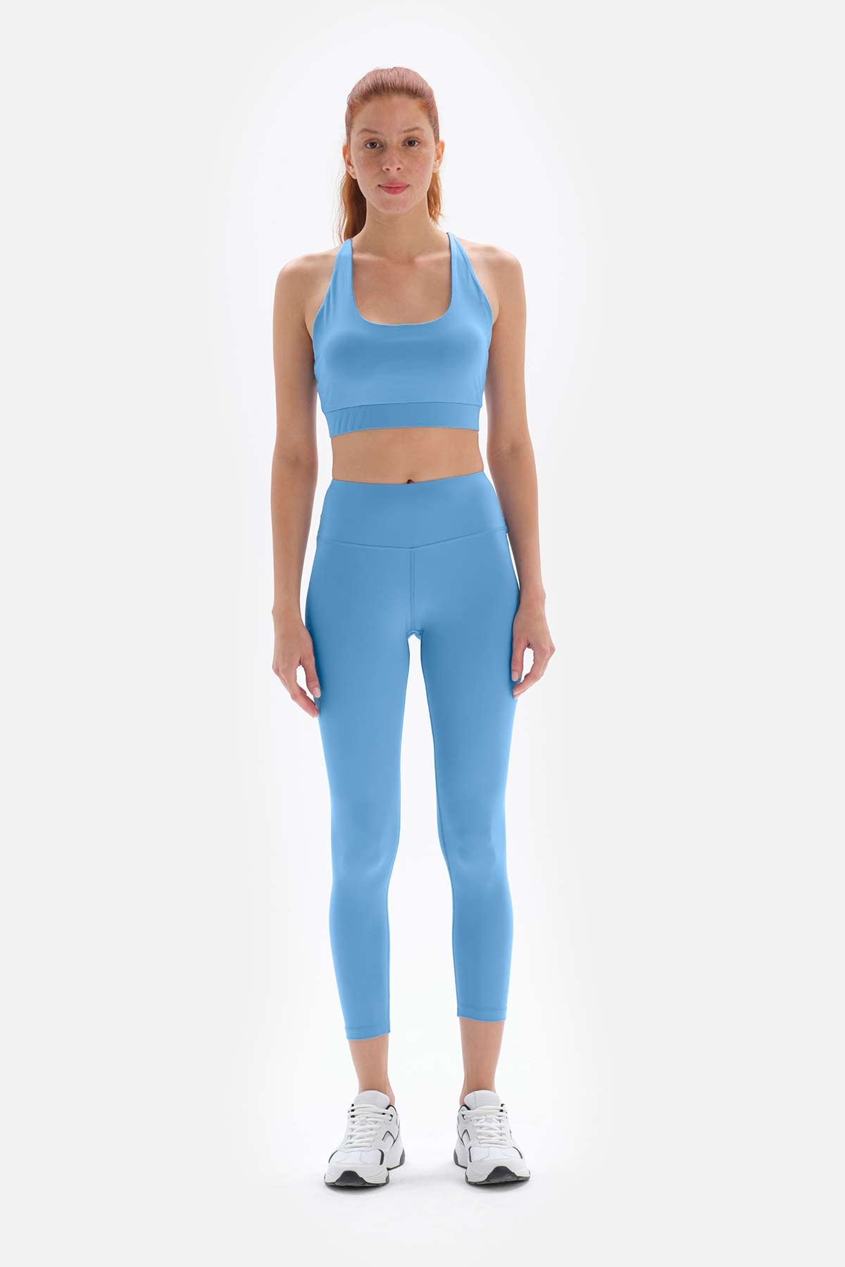 LIGHT BLUE LEGGINGS