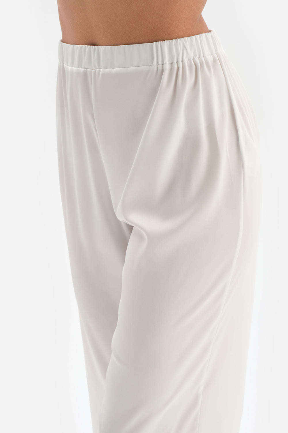 WHITE PYJAMA SET