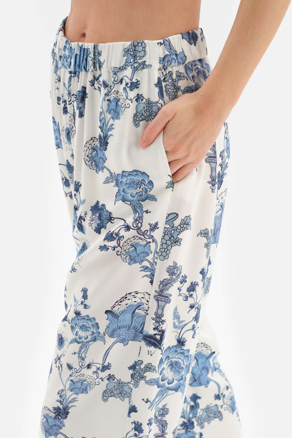 BLUE WOVEN TILE PATTERNED PAJAMAS