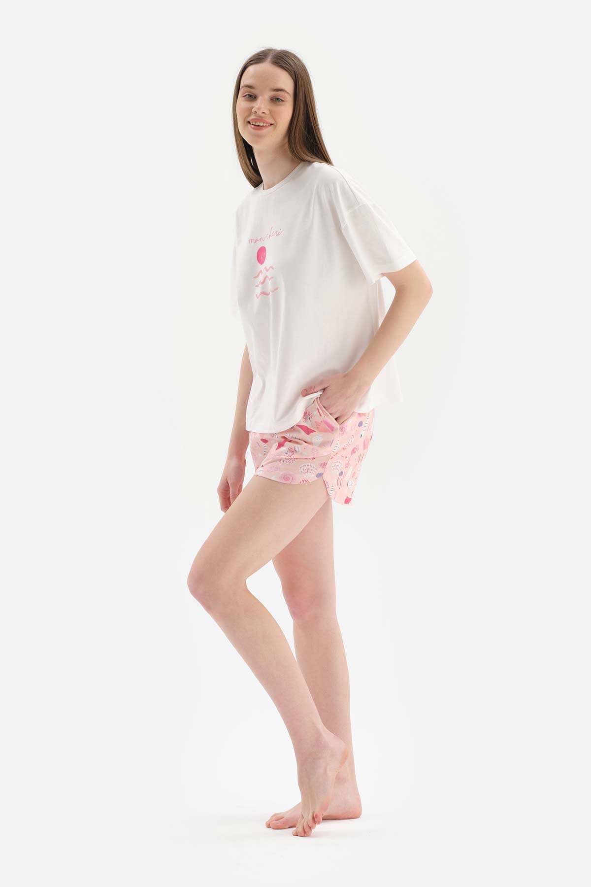 OFF WHITE CREW-NECK PRINTED KNITTED TOP PRINTED SHORTS BOTTOM KNITTED PAJAMAS