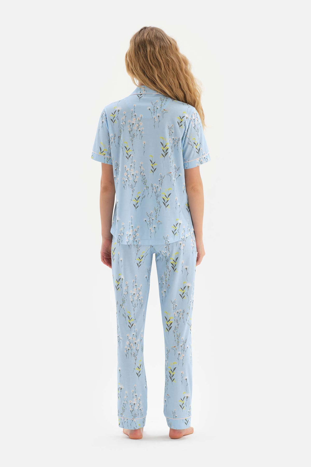 LIGHT BLUE SHIRT COLLAR FLORAL PATTERNED KNITTED PAJAMAS SUIT