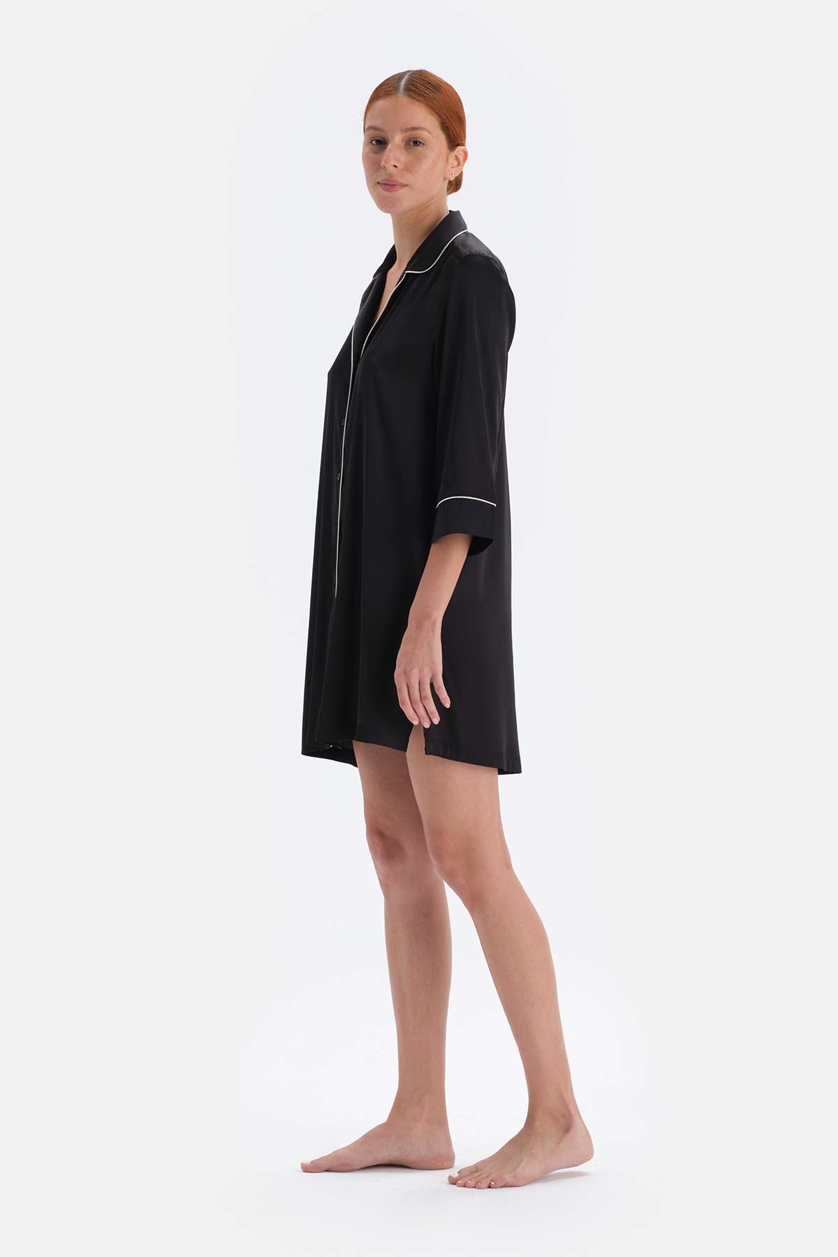 BLACK NIGHTIE