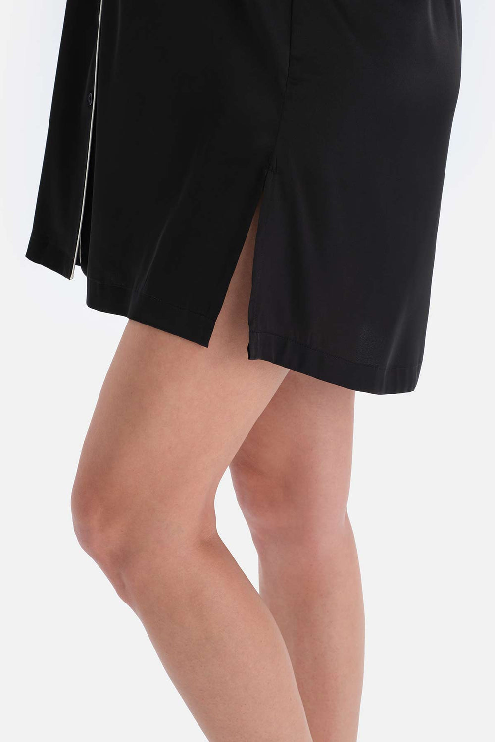 BLACK NIGHTIE