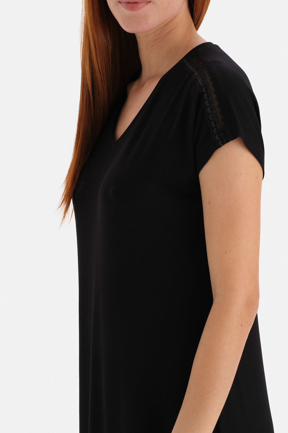 BLACK NIGHTIE