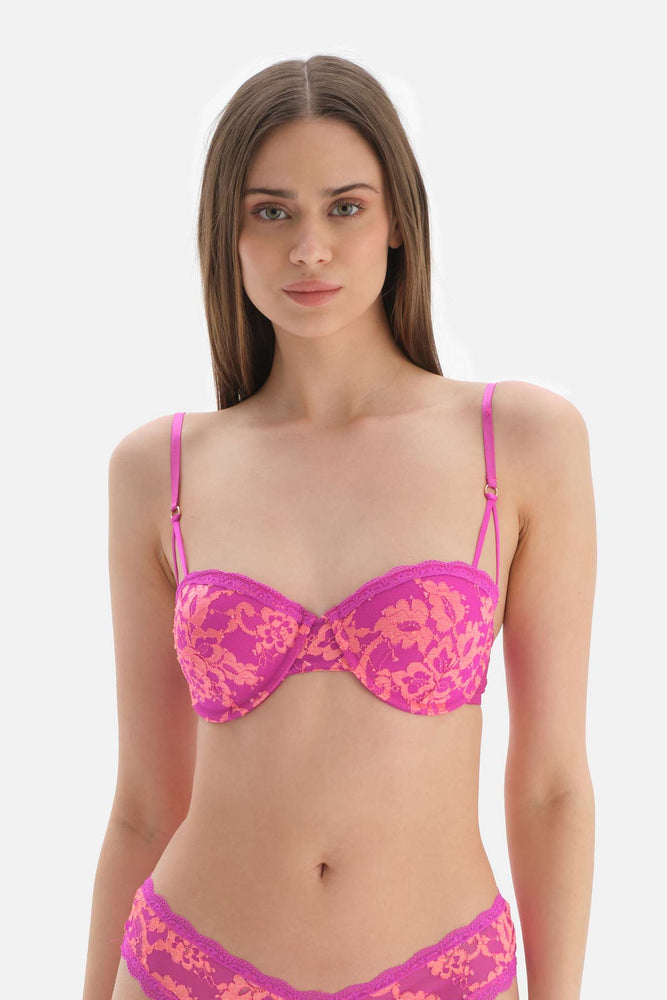 PINK BRA