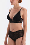 BLACK BRA