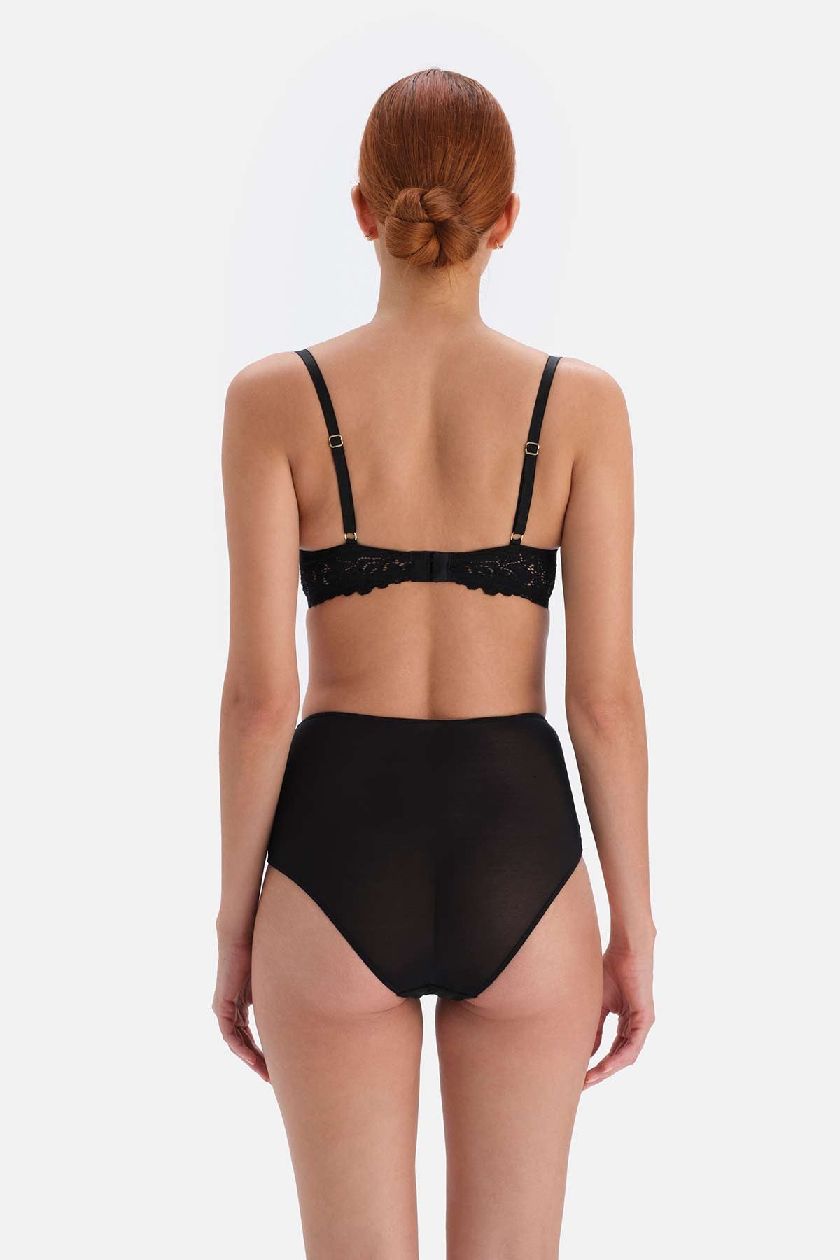 BLACK BRA