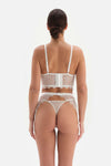 WHITE GARTER