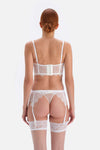 WHITE GARTER