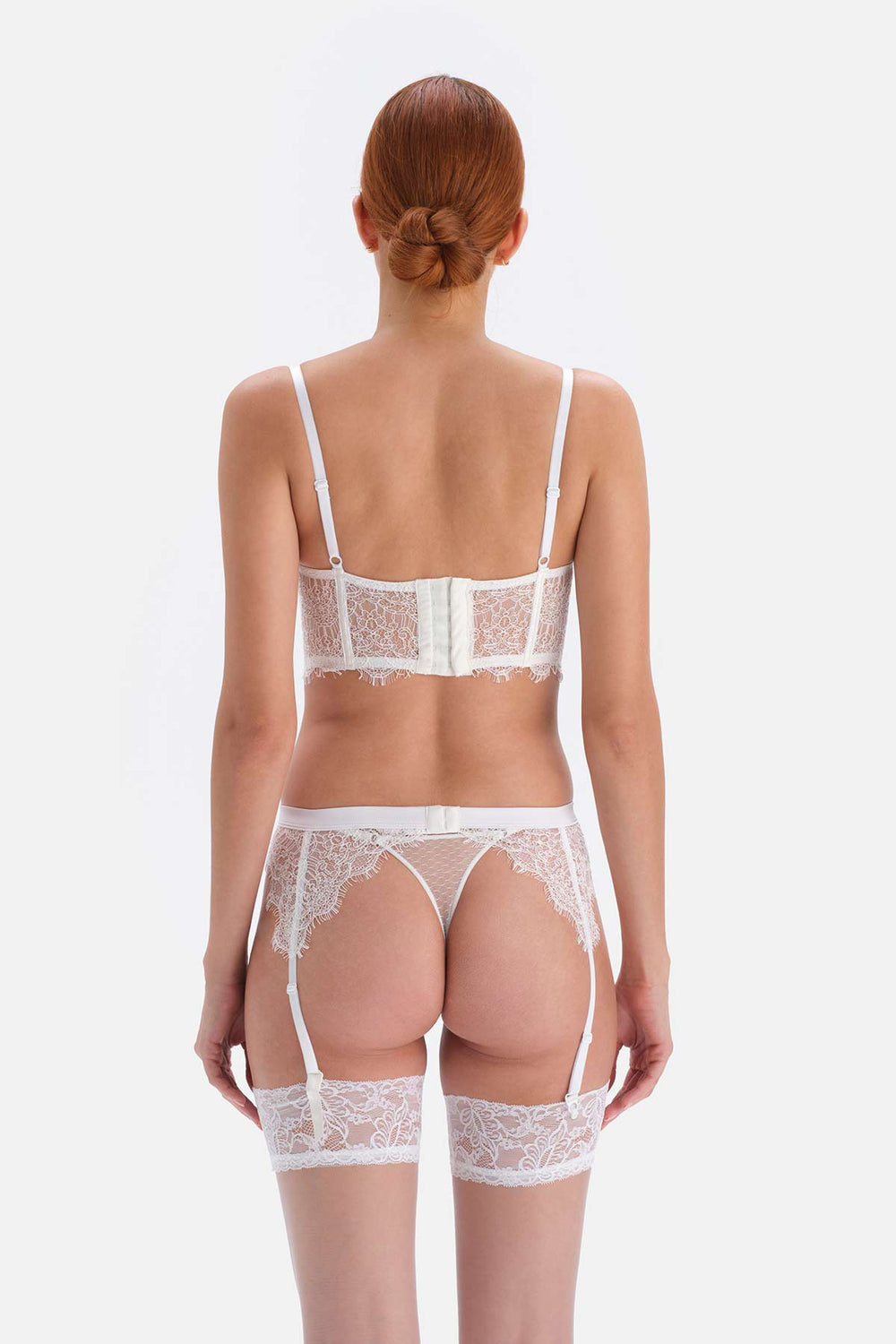 WHITE GARTER