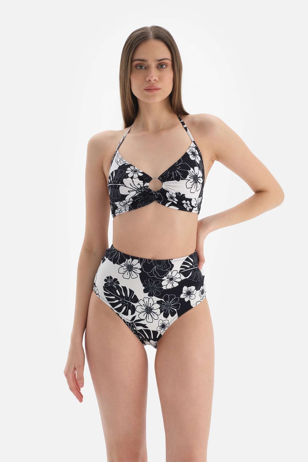 BLACK - WHITE BIKINI BOTTOM