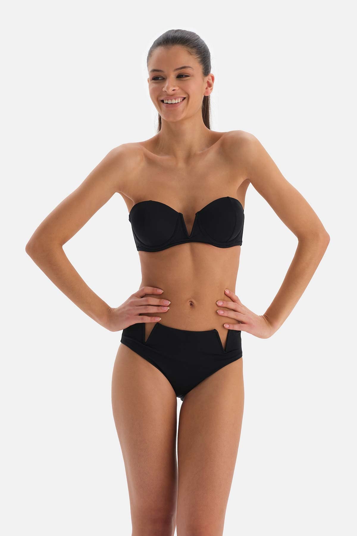 BLACK BIKINI TOP