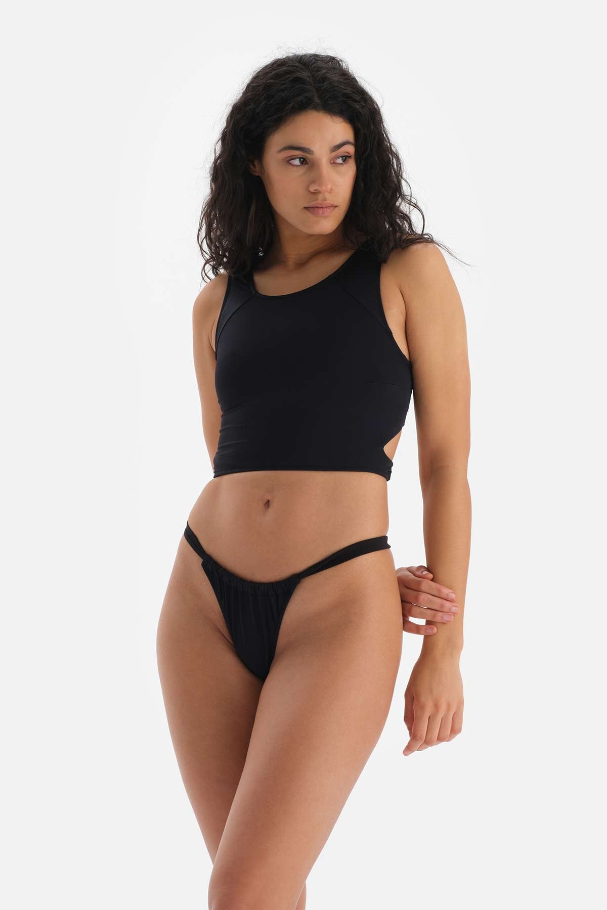 BLACK BIKINI TOP