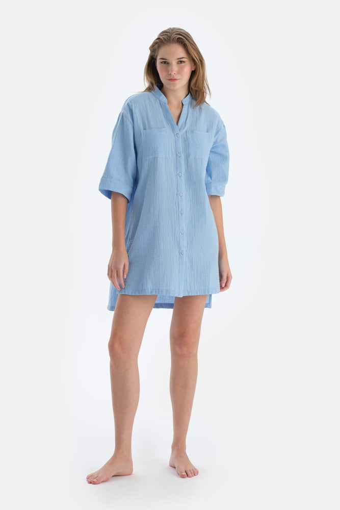 BLUE SHIRT