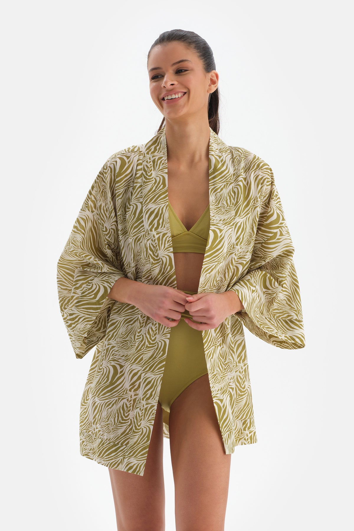 Yeşil-Beyaz Pamuklu Kimono