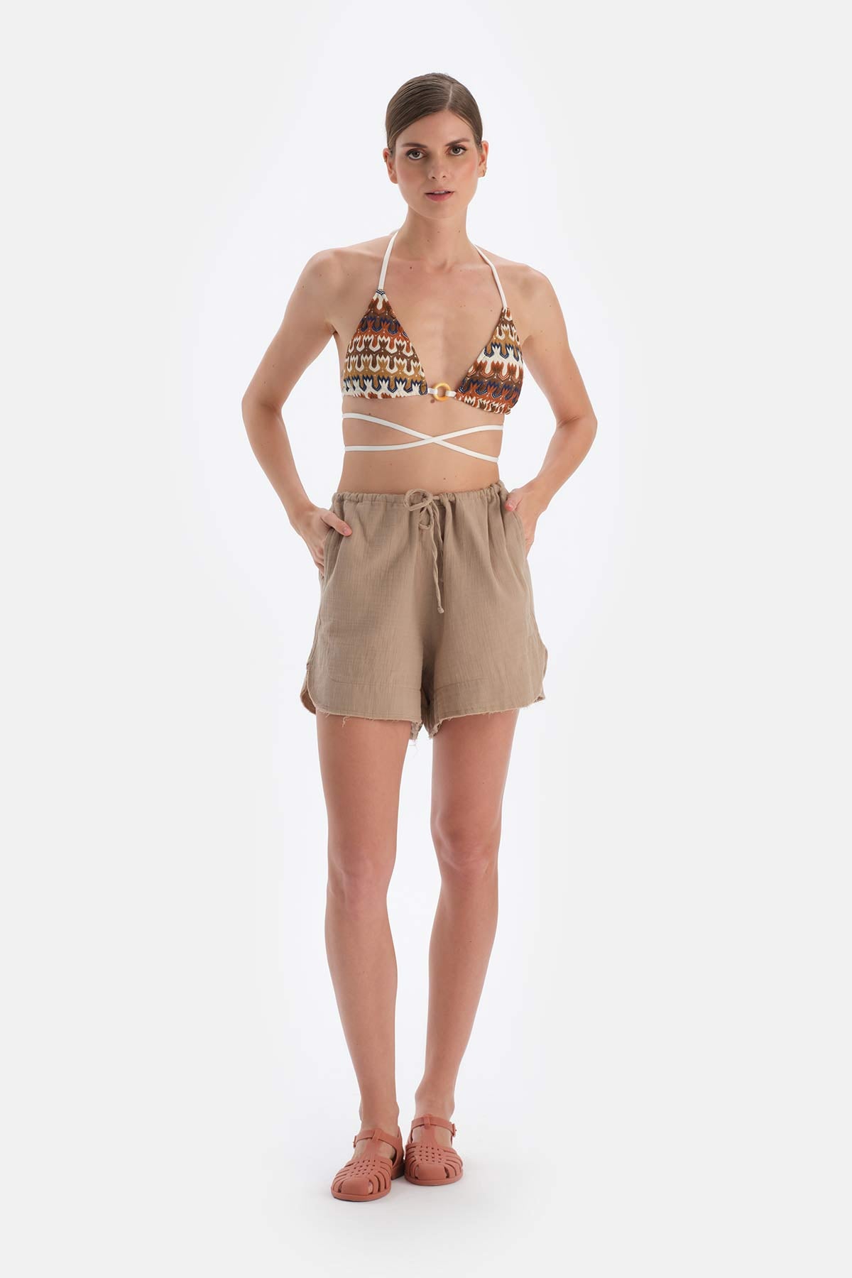 Bej Müslin Şort