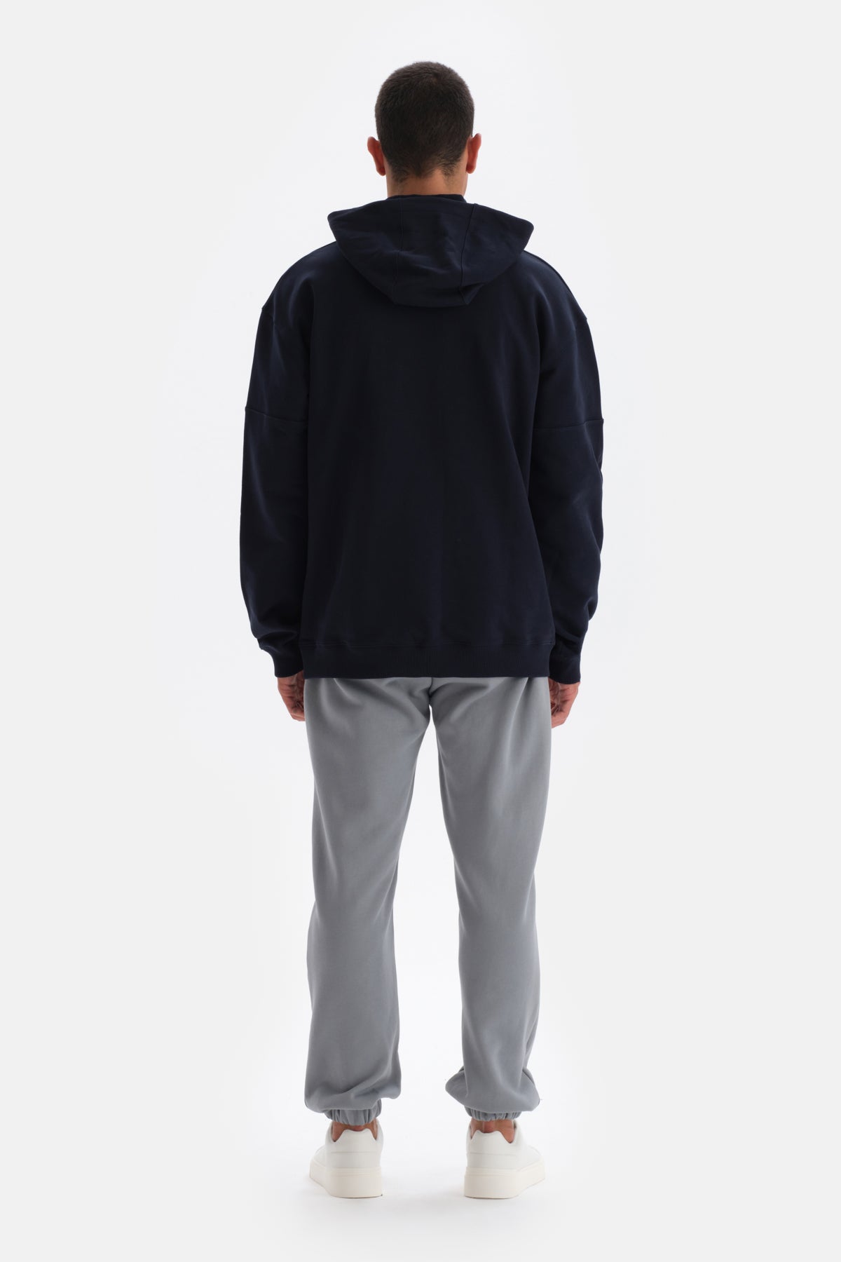 Lacivert Cep Detaylı Kapüşonlu Sweatshirt