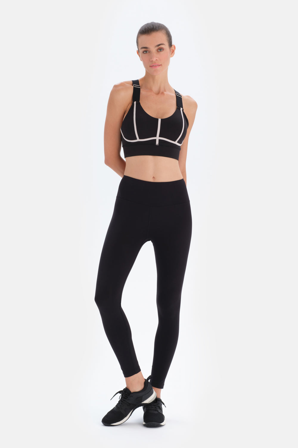 Black LEGGINGS