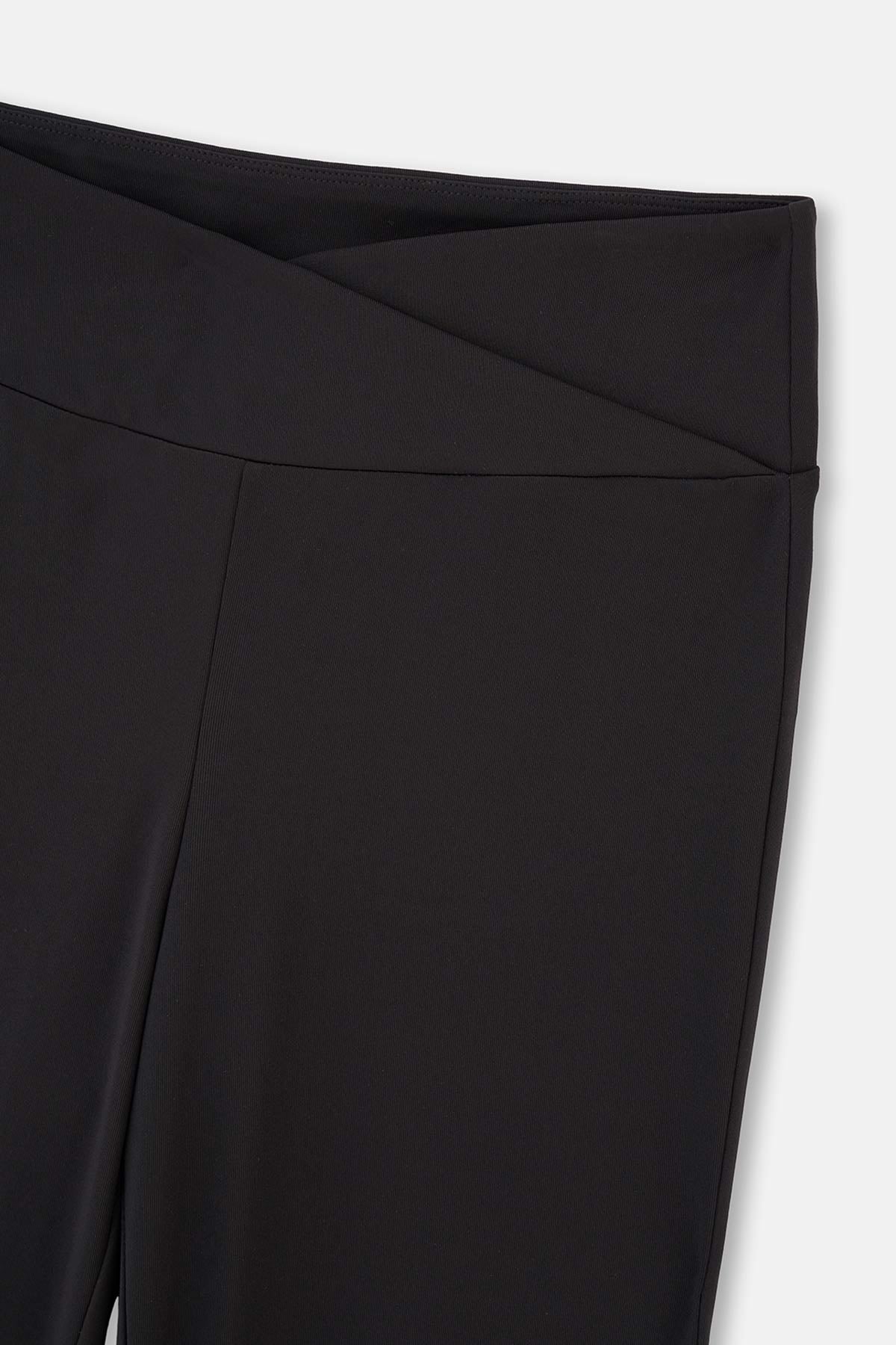 Black LEGGINGS