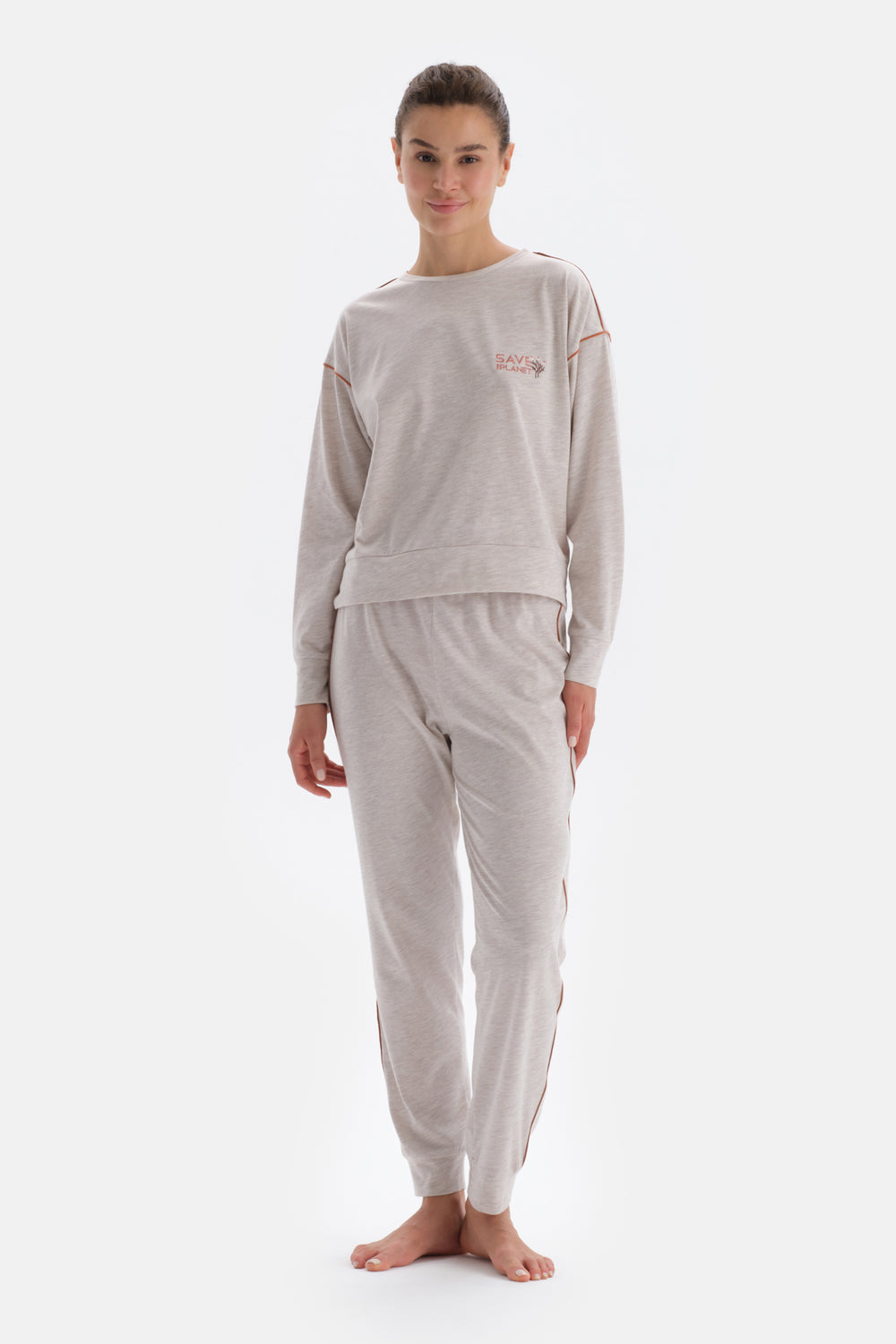 Ecru Melange SLOGAN PRINTED T-SHIRT PANTS PAJAMA SUIT