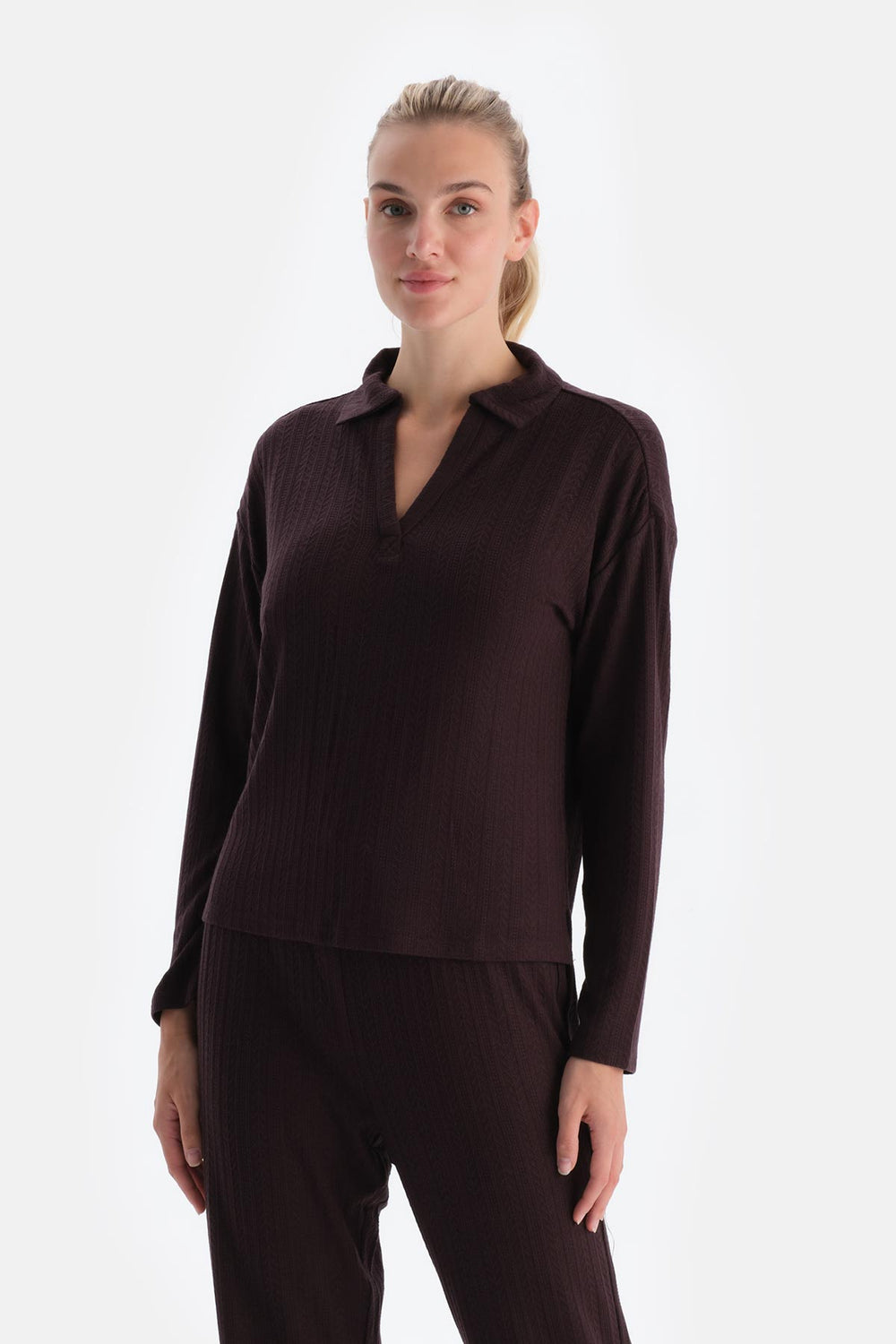 Dark Brown KNITTING DETAIL POLO NECK T-SHIRT