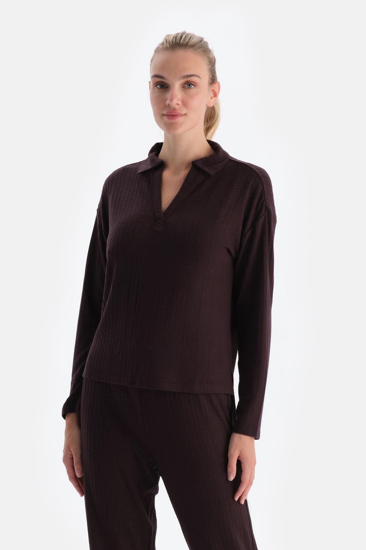 Dark Brown KNITTING DETAIL POLO NECK T-SHIRT