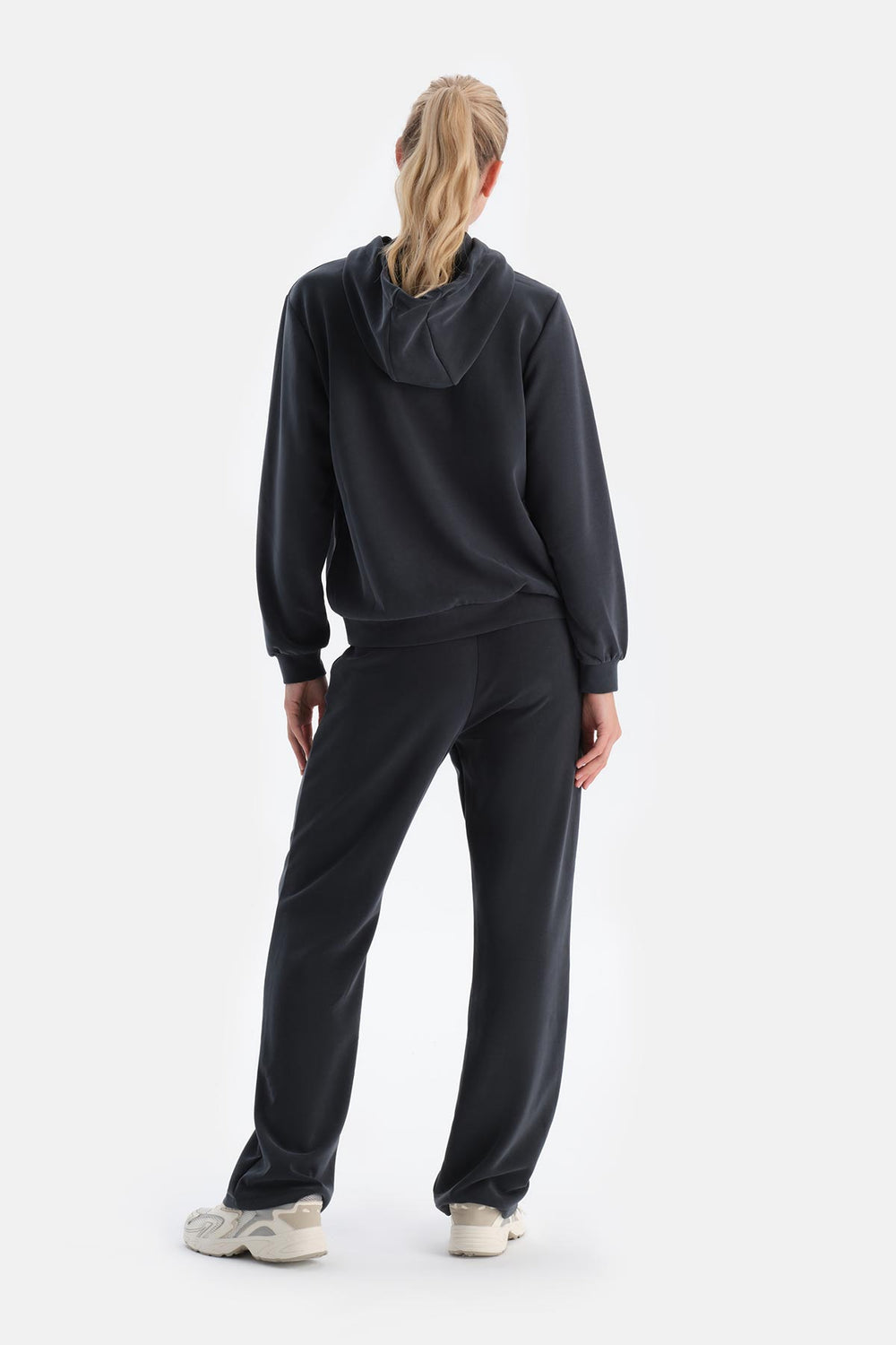 Black LONG SLEEVE HOODED BASIC MODAL SWEATSHIRT