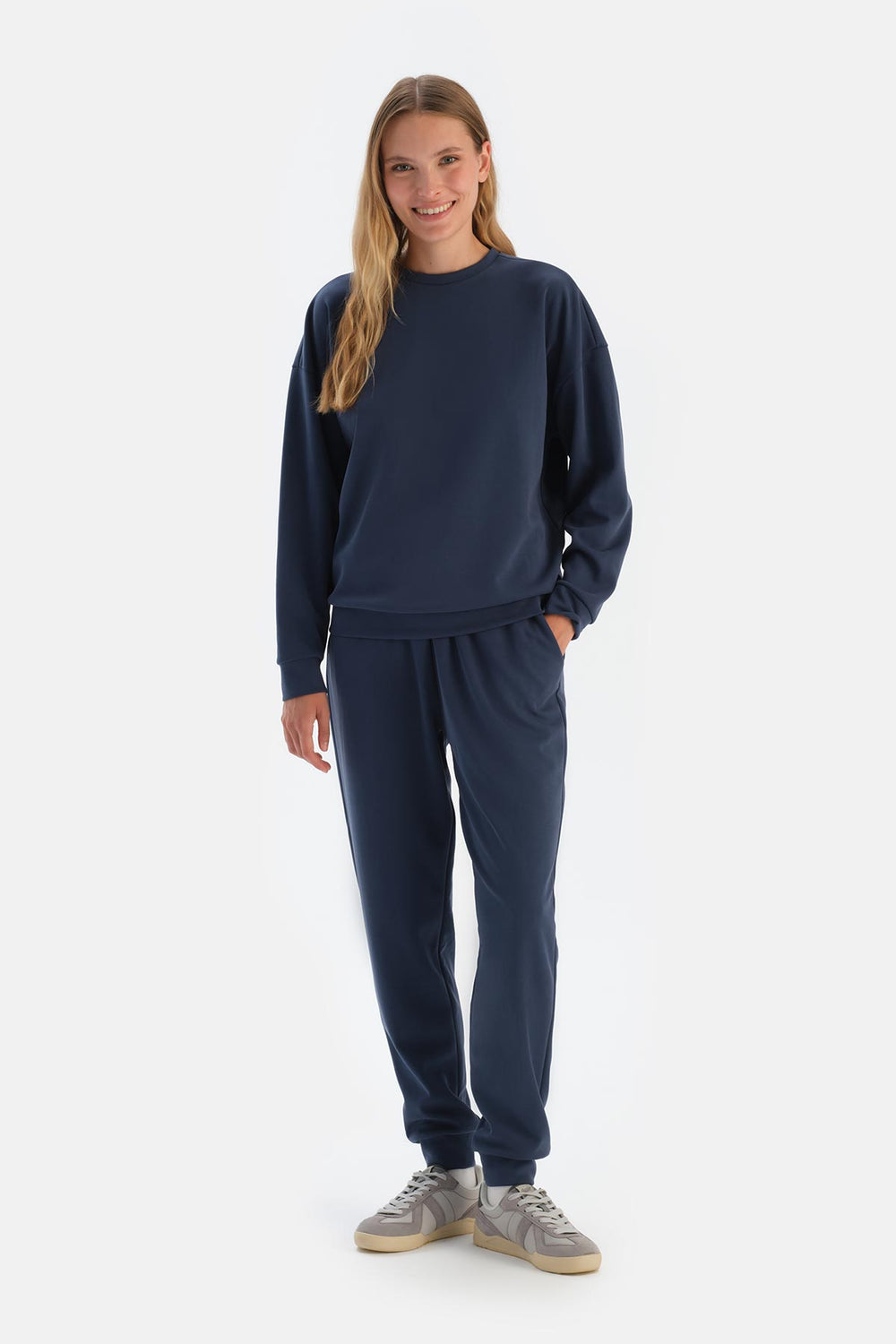 Navy BASIC MODAL SWEATSHIRT