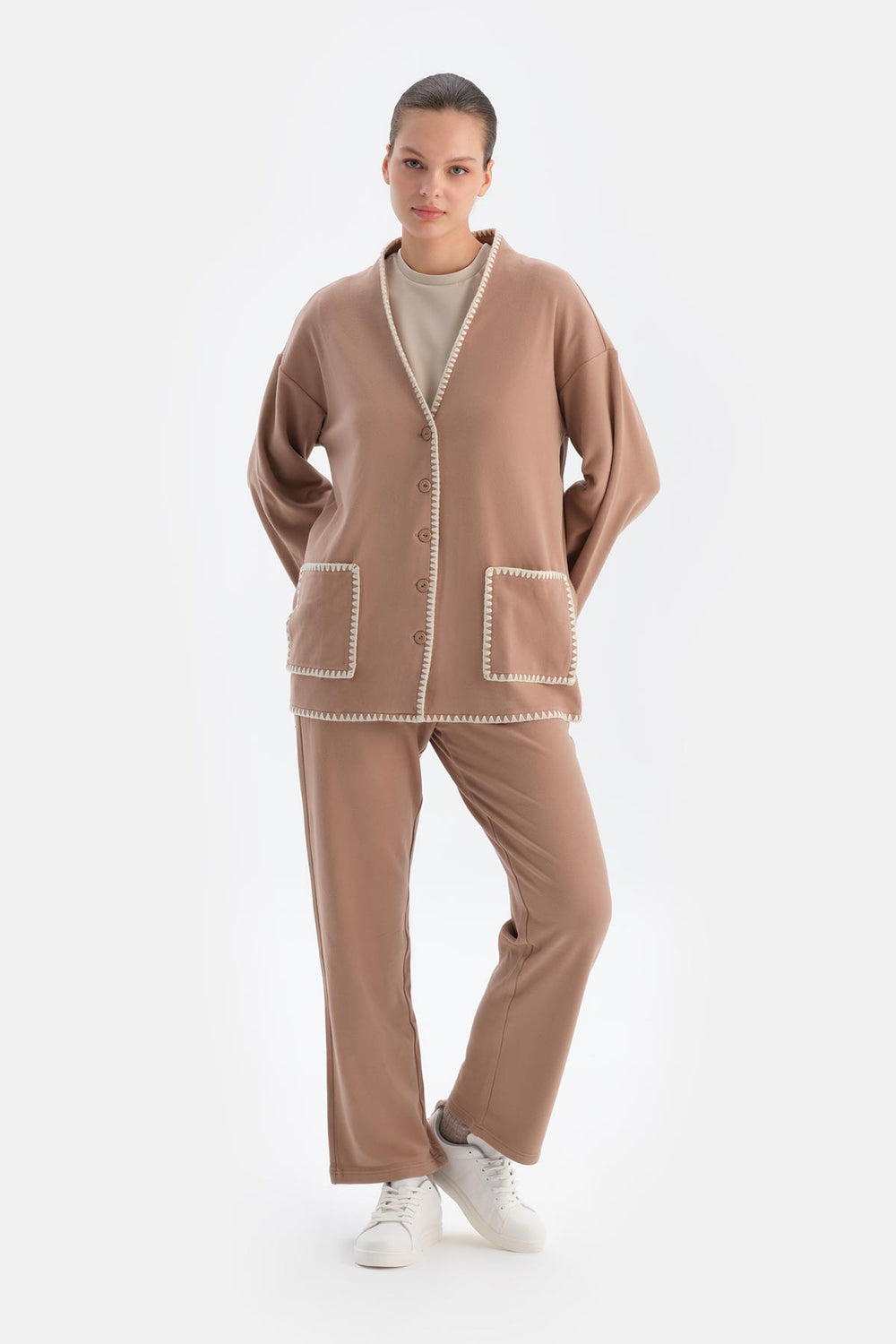 Light Brown LONG SLEEVE CARDIGAN WITH POCKETS