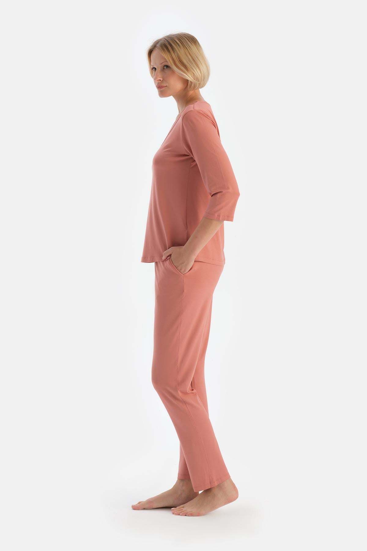 Dusty Rose LONG SLEEVE V-NECK T-SHIRT TROUSERS PAJAMA SET