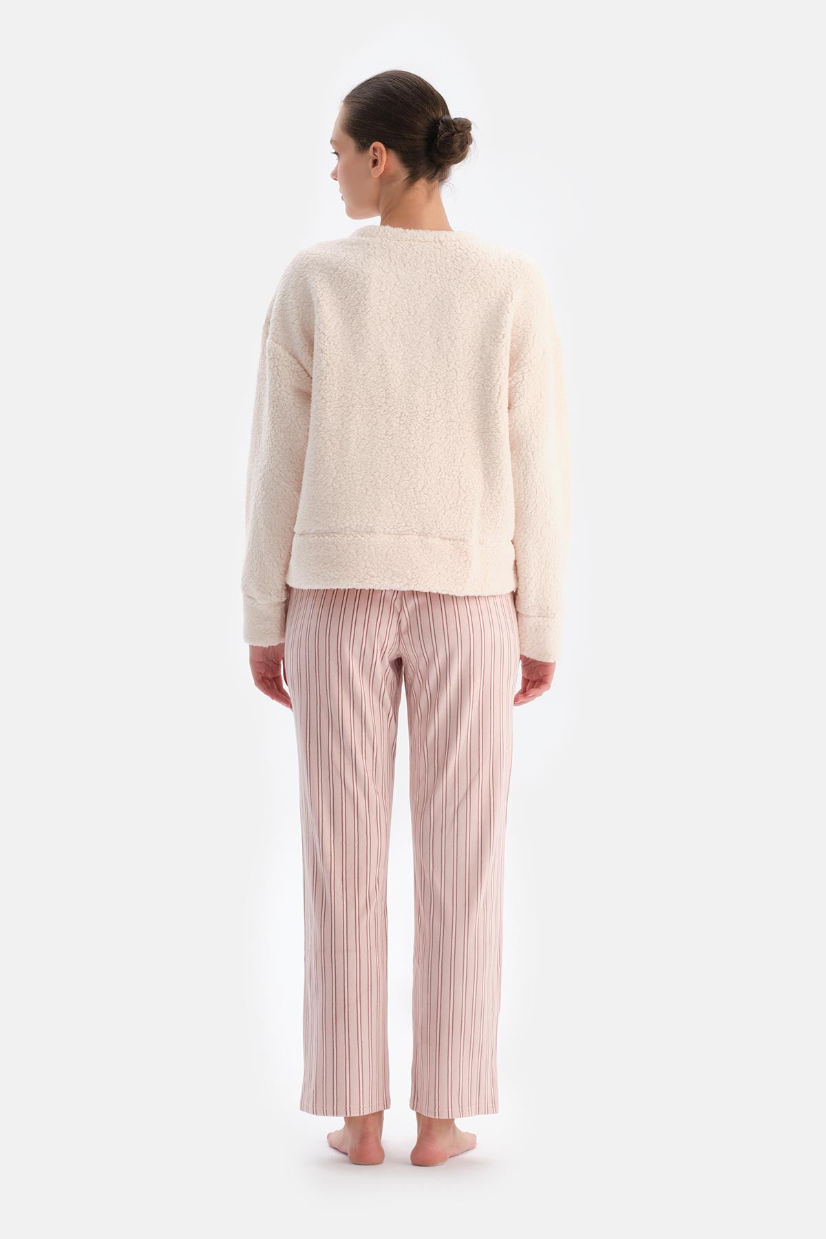 Ecru EMBROIDERED FLEECE SWEATSHIRT AND TROUSERS PAJAMA SET