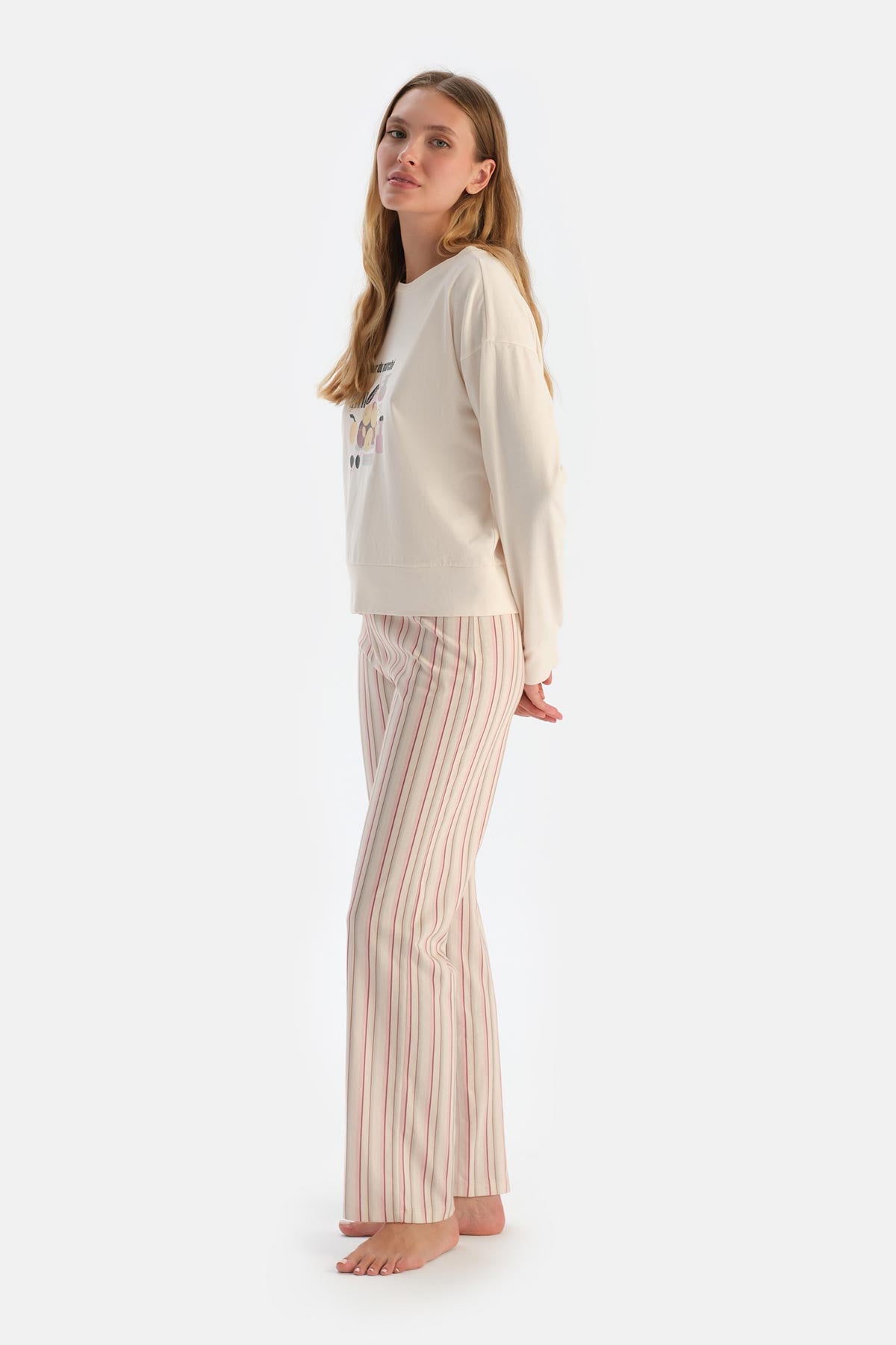 Ecru PRINT DETAIL LONG SLEEVE T-SHIRT TROUSERS PAJAMA SET