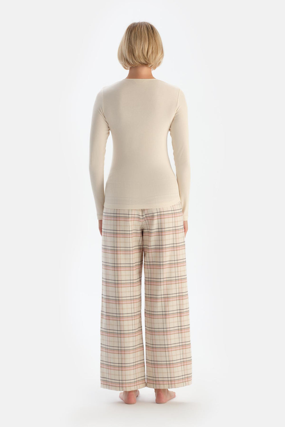 Ecru T-SHIRT & WOVEN TROUSERS PAJAMA SET
