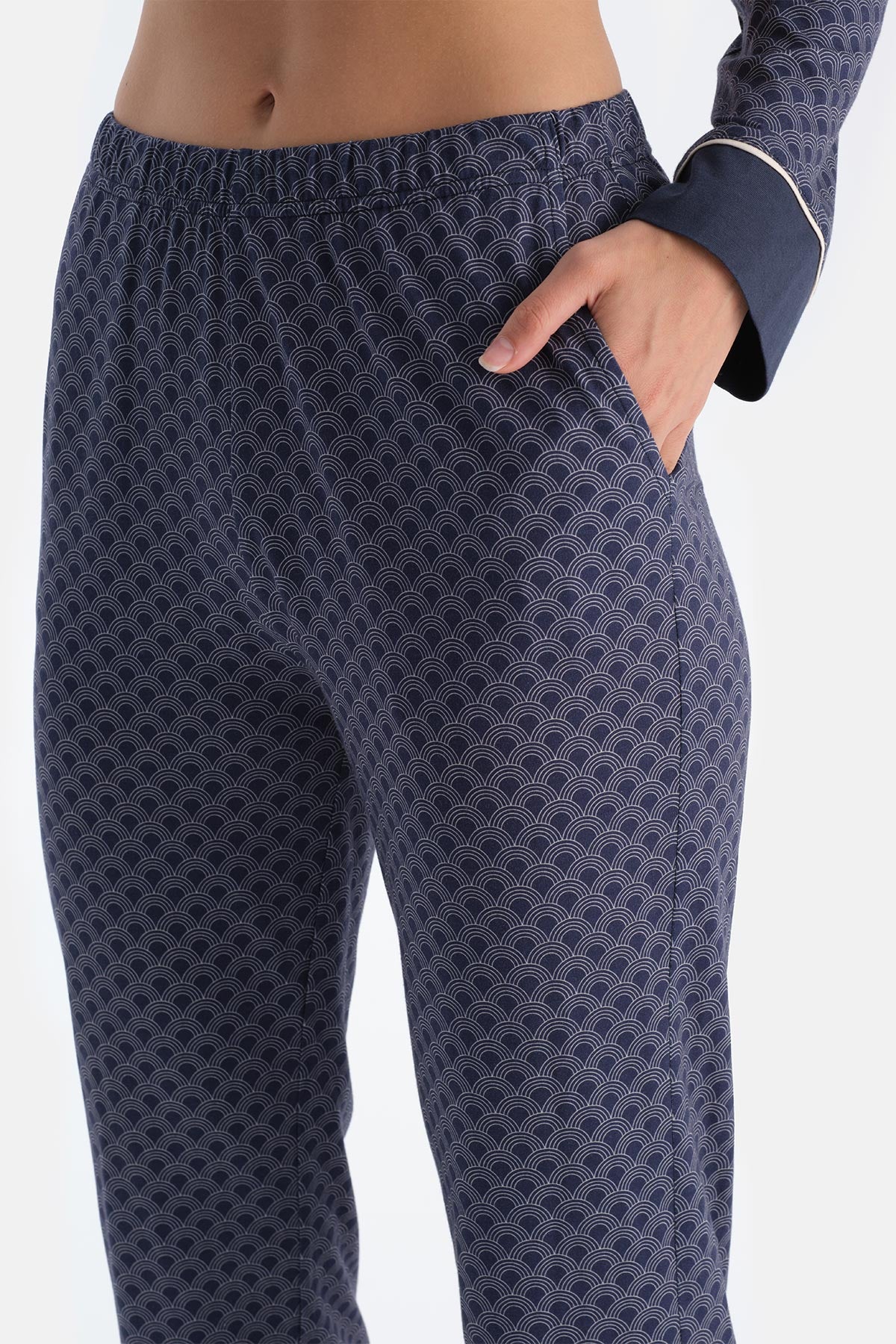 Lacivert Geometrik Desenli Penye Modal Gömlek Yaka Pijama Takımı