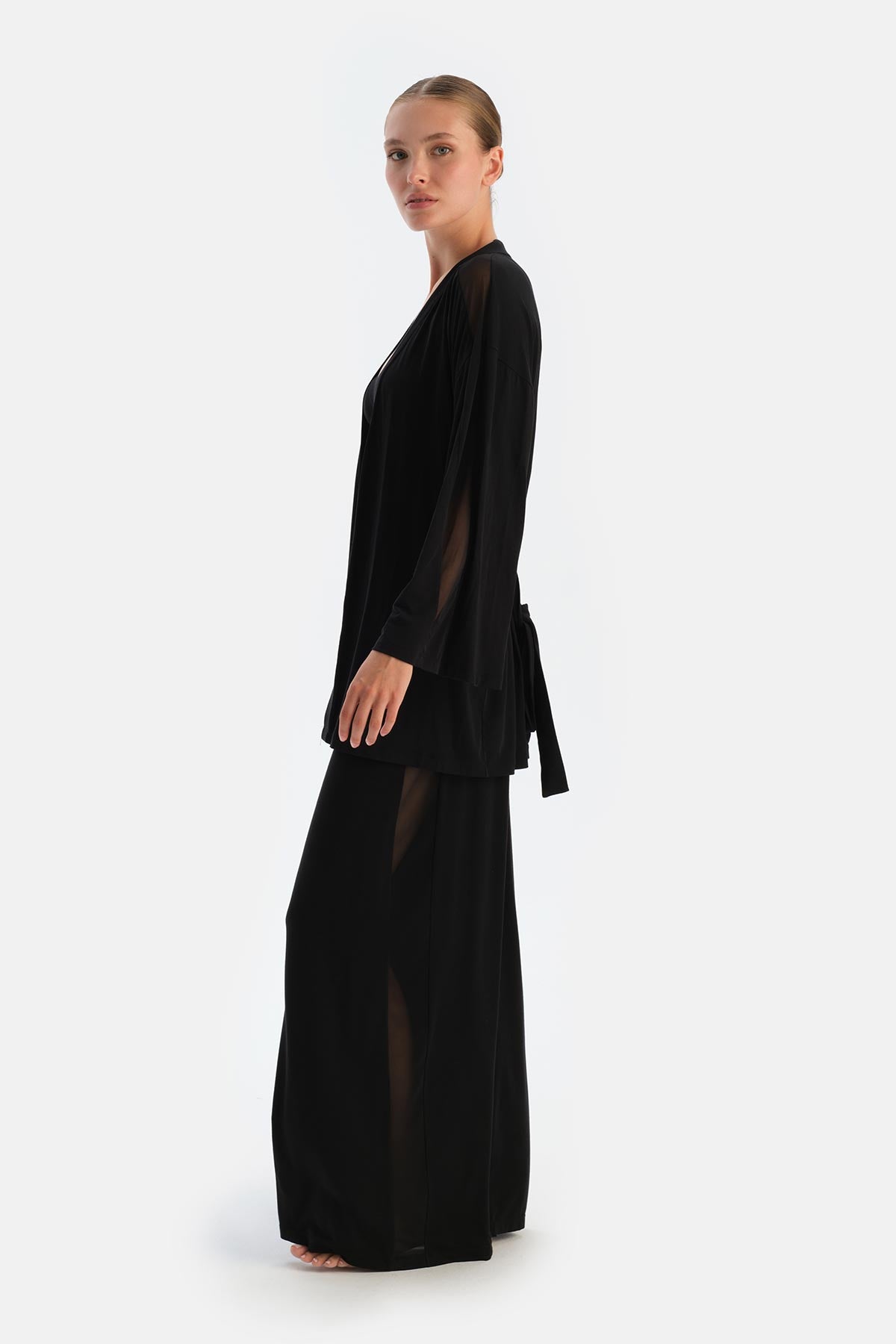 Black TULLE DETAILED BATHROBE