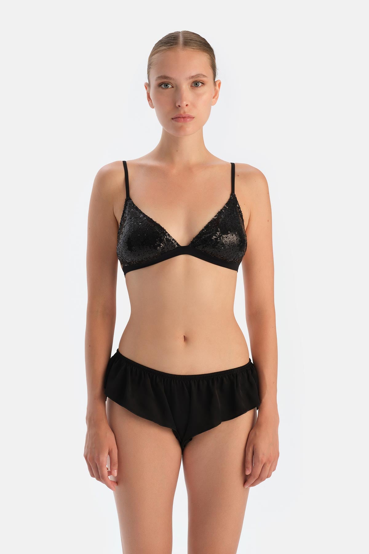 Siyah Payetli Üçgen Form Bralet