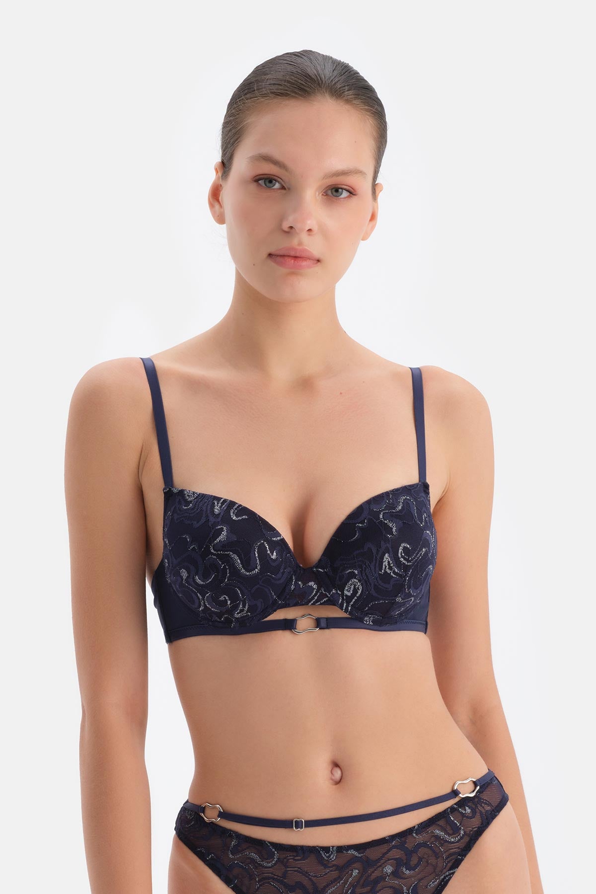 Lacivert Aksesuar Detaylı Dolgusuz Dantelli Sütyen