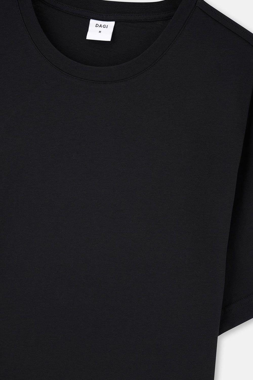 Siyah Bisiklet Yaka Kısa Kollu Süprem Tişört