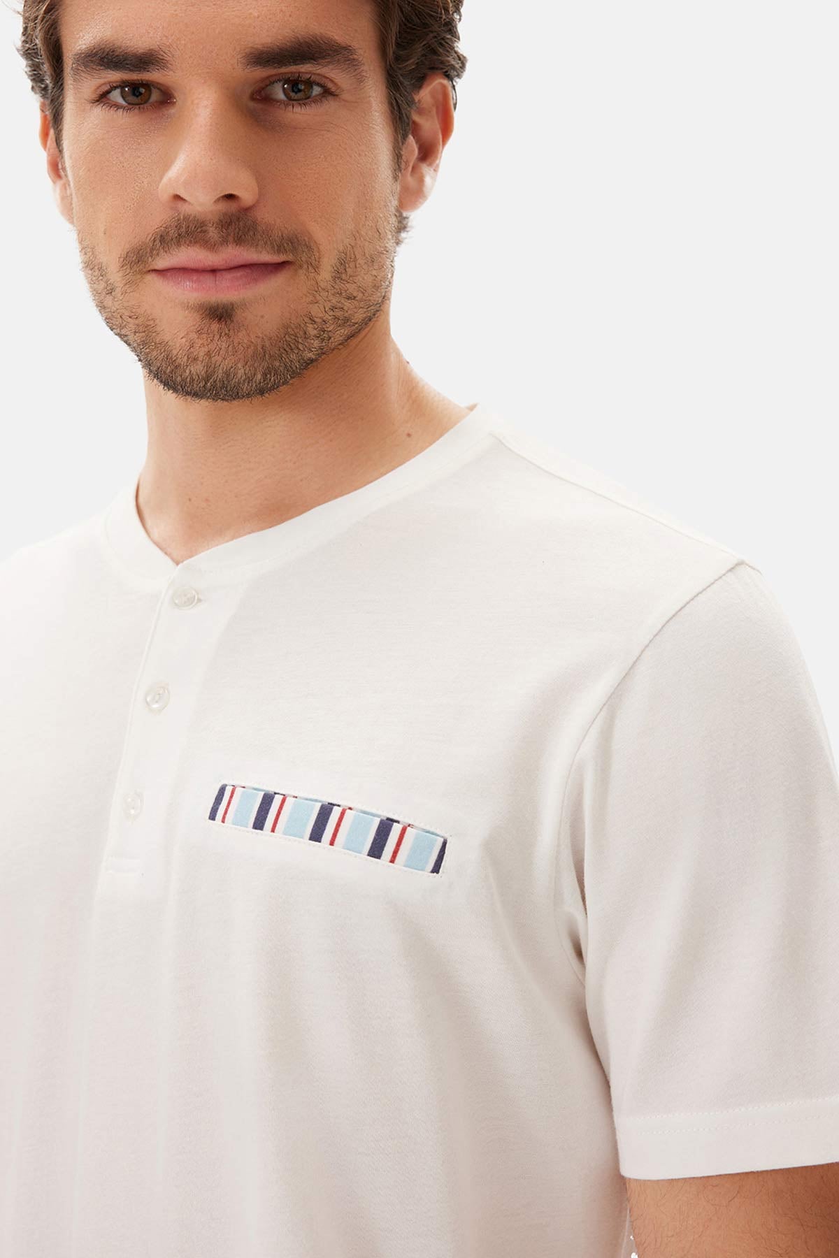 Ekru Yarım Patlı Kısa Kollu Şort Pijama Takımı