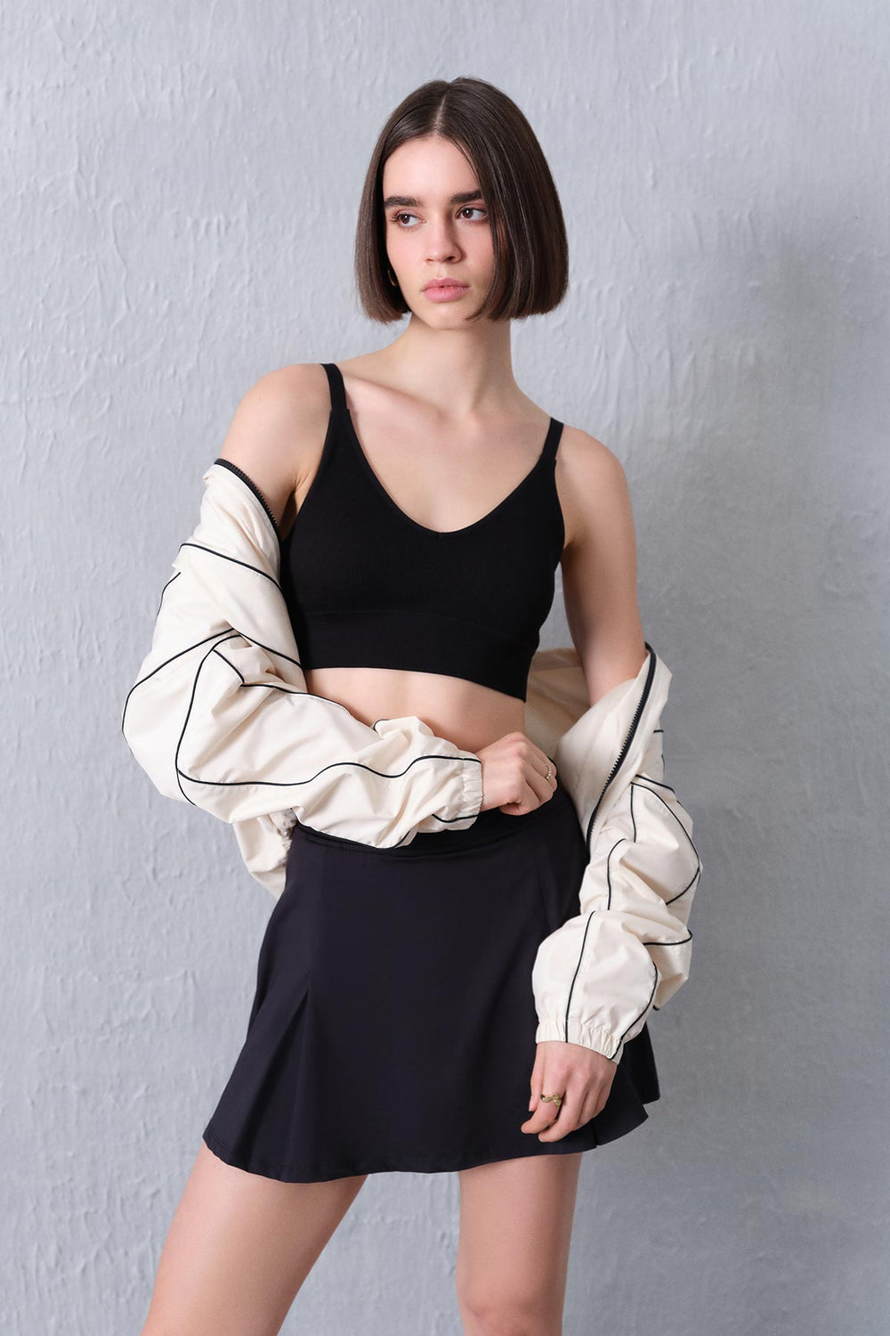 Siyah Dagi Active Kadın Ince Askılı Seamless Sporcu Sütyeni