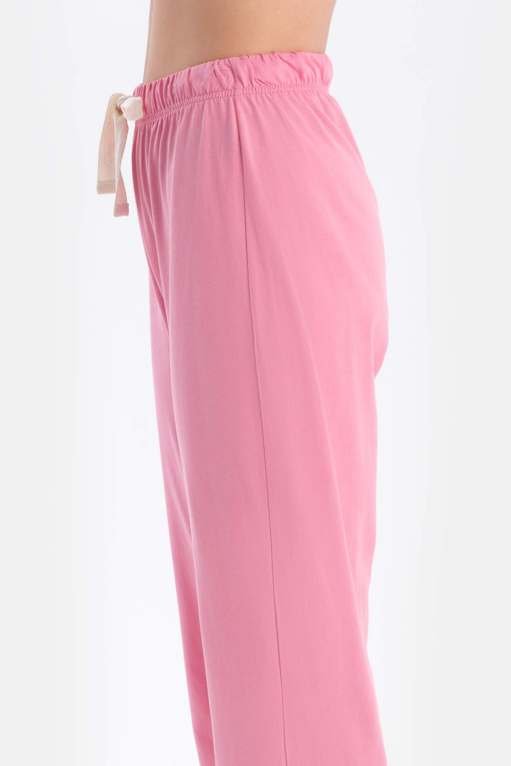 Ekru Kısa Kollu Parça Baskılı Tişört Pantolon Pijama Takımı