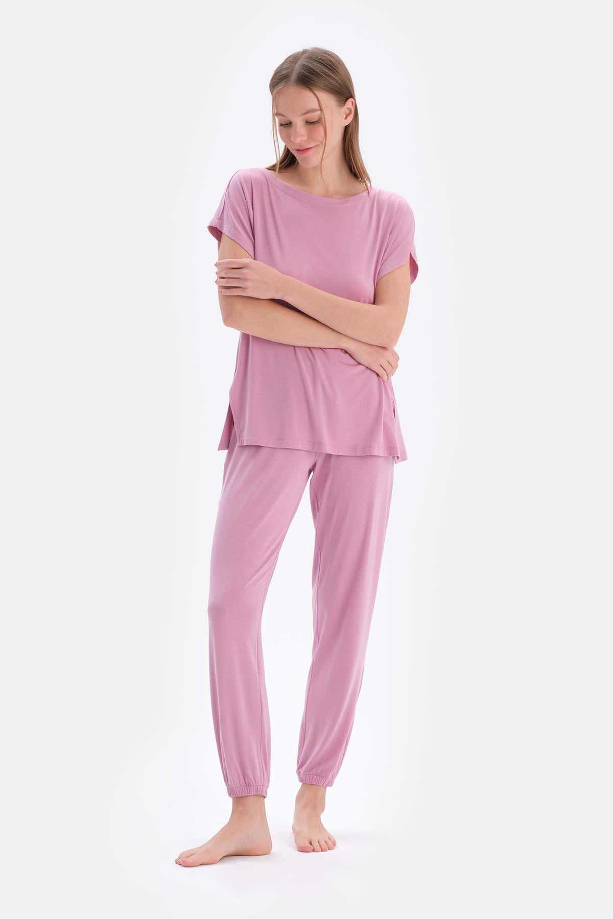 Lila Bisiklet Yaka Kısa Kollu Tişört Jogger Alt Pijama Takımı